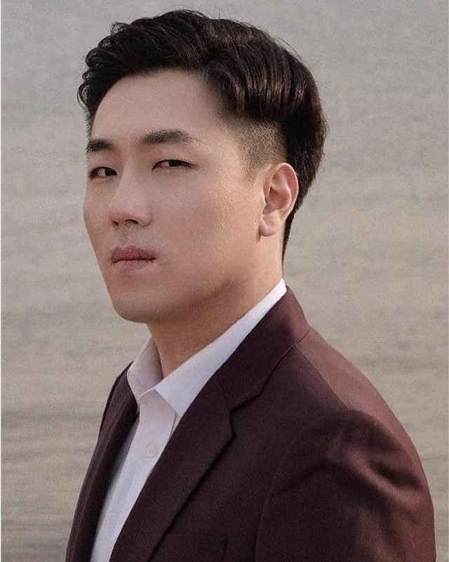 Seoyong Lee